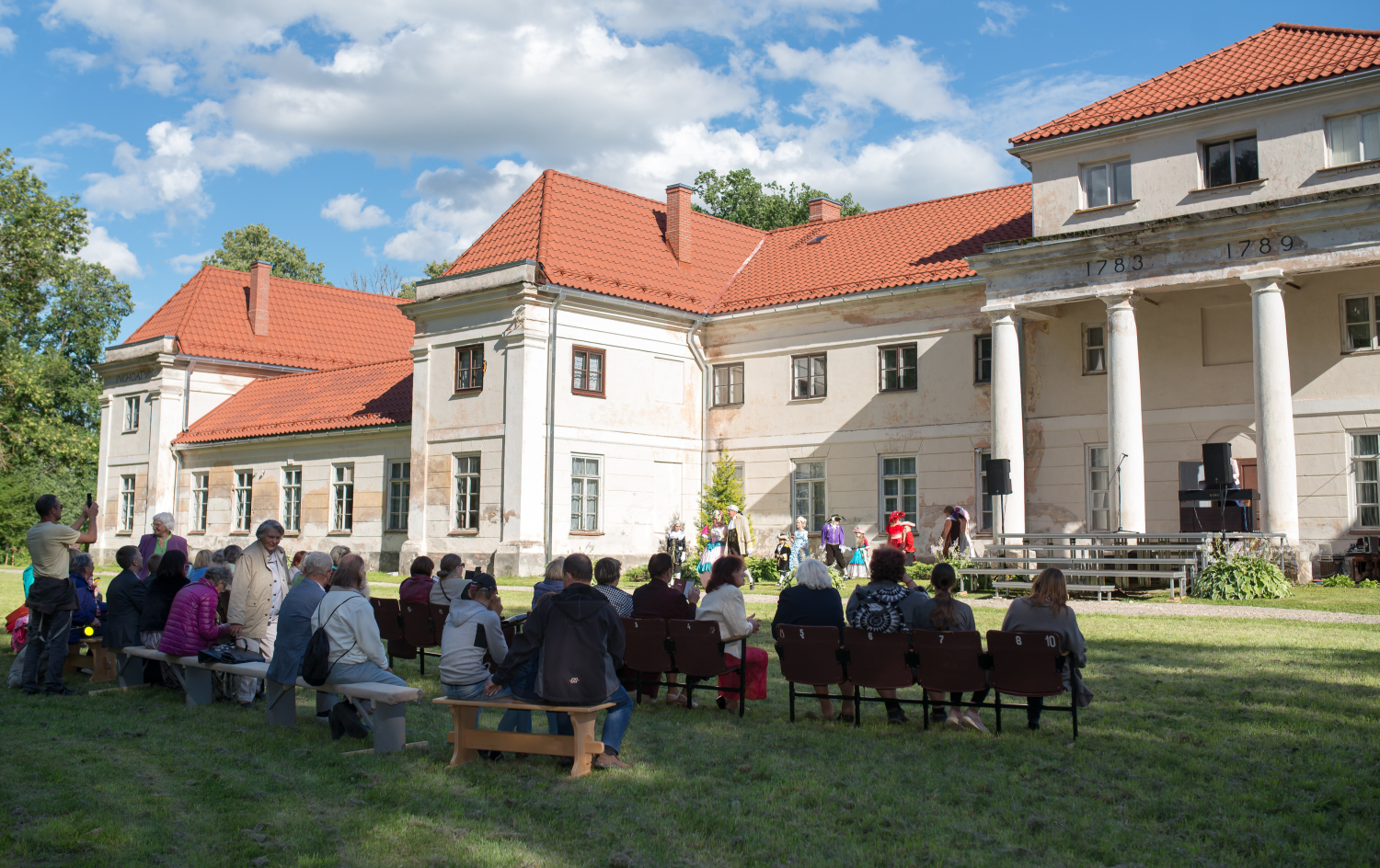 Varakļāni Palace garden view 1